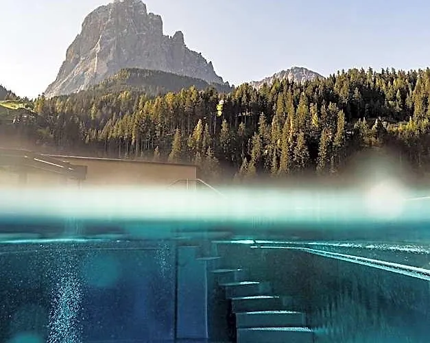 Hotel Touring Dolomites